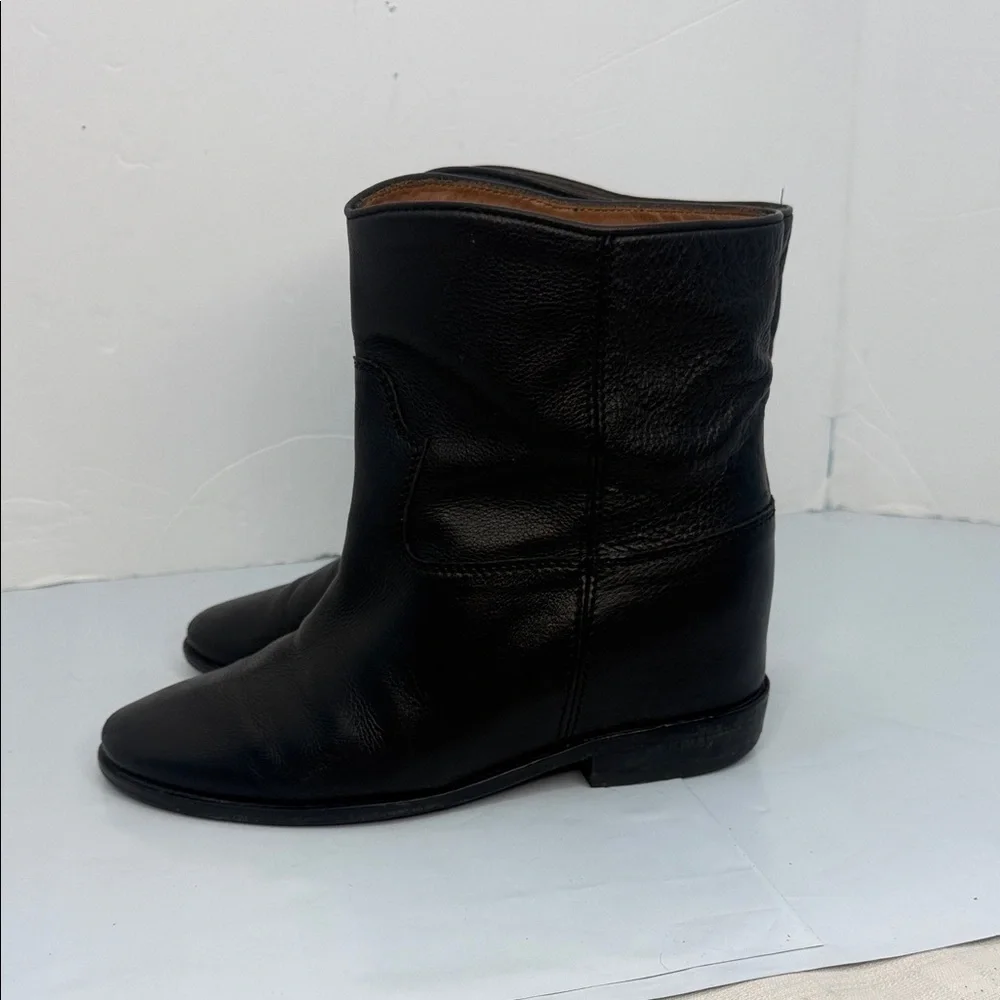 R & Renzi  Italian leather Heiden heel ankle booties. Size 37